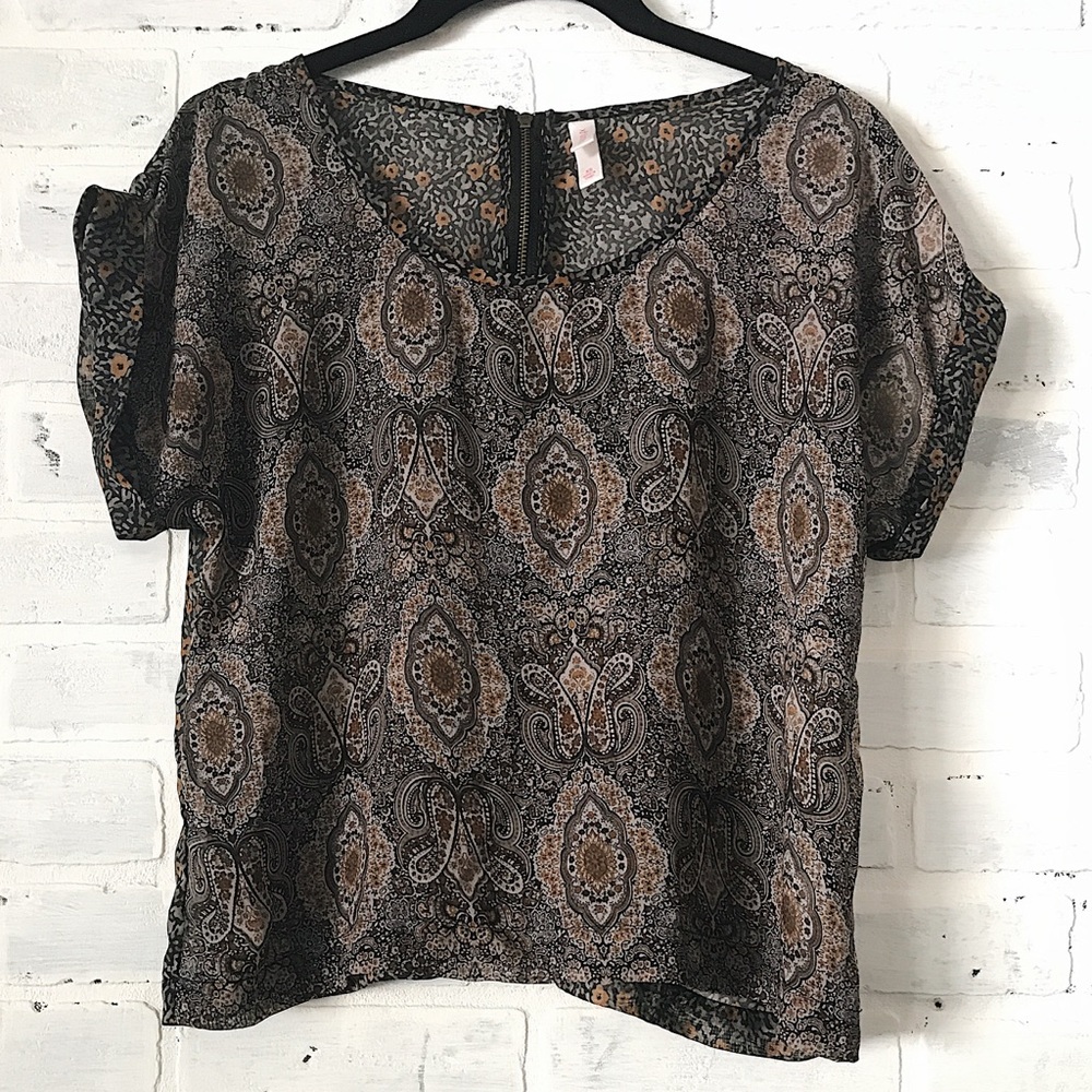 Dual Patterned Boxy Top